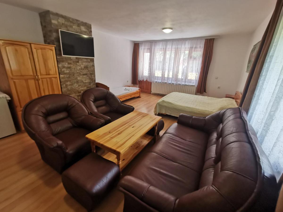 Къща За Гости "Марина Ливада" Velingrad Extérieur photo